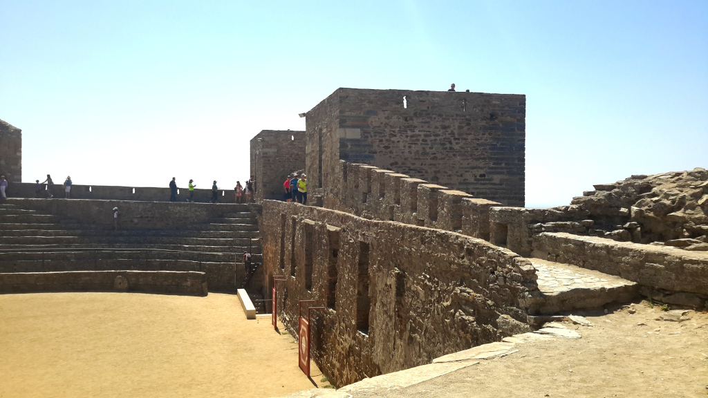 Castillo Fortaleza Monzaras