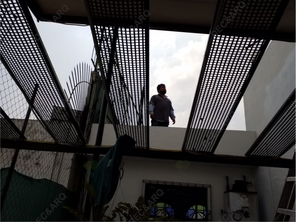 Hombre en la azotea